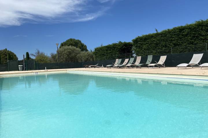 Gîte pour 2 personnes, avec jardin ainsi que terrasse et piscine à Brunet (Alpes-de-Haute-Provence) - 2