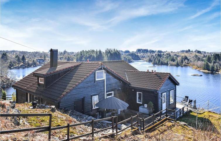 Ferienhaus für 9 Personen, mit Sauna in Tysvær
