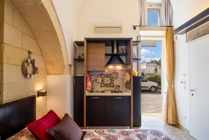 Hel studio-lejlighed, Holiday Apartment "Monolocale Delux Alithia" with A/C & Wi-Fi in Muro Leccese, Lecce-provinsen