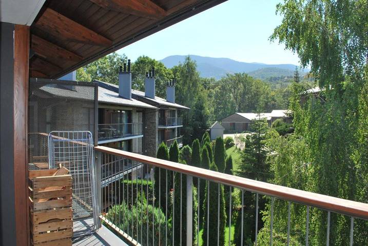 Apartamento de vacaciones para 8 personas, con jardín además de piscina y vistas - 1