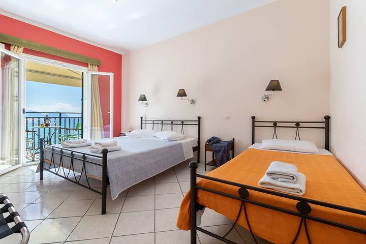 Hel lejlighed, Holiday Apartment 'Apostolos Apartment 2' Close to Beach with Sea View in Vasiliki, Grækenland