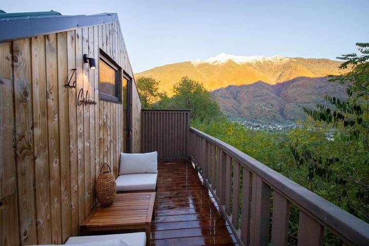 Gîte pour 2 personnes, avec Terrasse et Vue dans Montgilbert