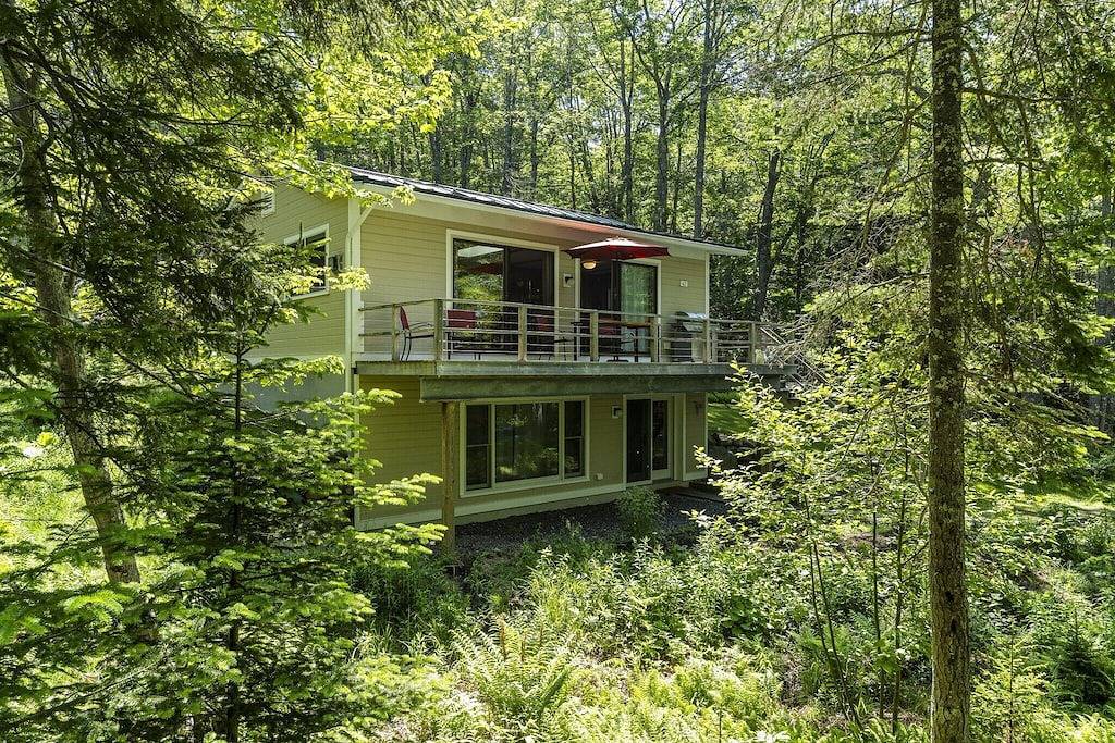 Ganze Wohnung, Sun Deck It's All Here! Beach, Pier, Bright & Fun in Old Orchard Beach, York County