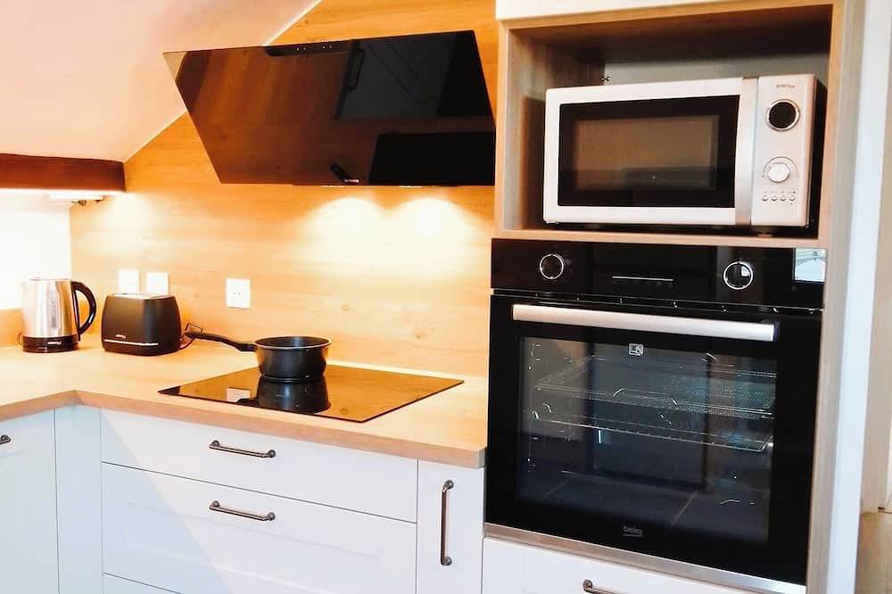 Entire apartment, Lake and stars, New T2 in Savines, fully renovated in Savines-le-Lac, Écrins National Park