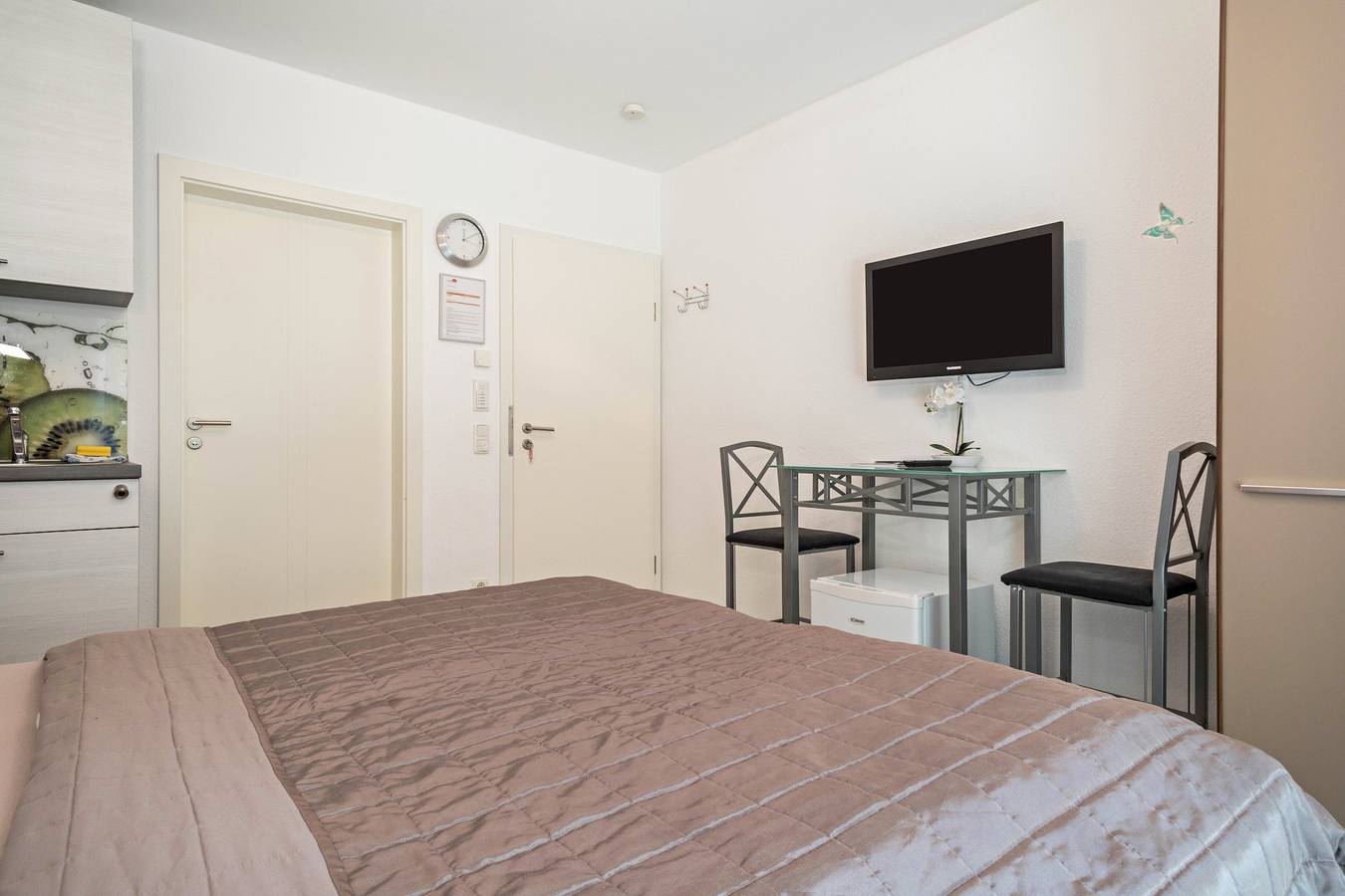 Appartement met koffiekeuken voor twee aan de oever van het Bodenmeer, foto 9