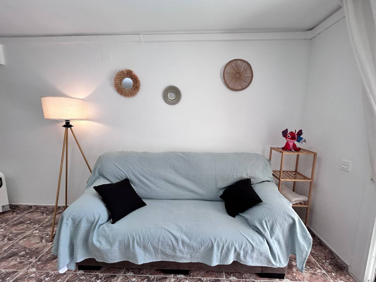 Entire apartment, Sunandbed Zaragoza – Stylish Apartment with Terrace in Central Salou in Salou, Costa Dorada