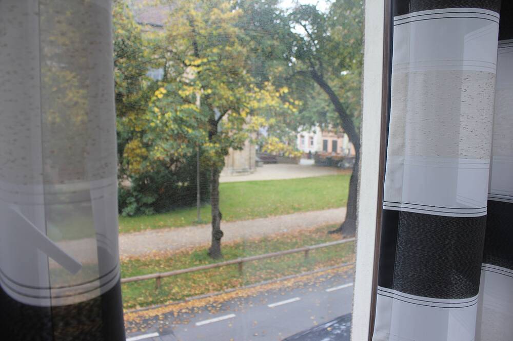 Ganze Wohnung, Top Wohnung mitten in Erlangen in Erlangen, Franken