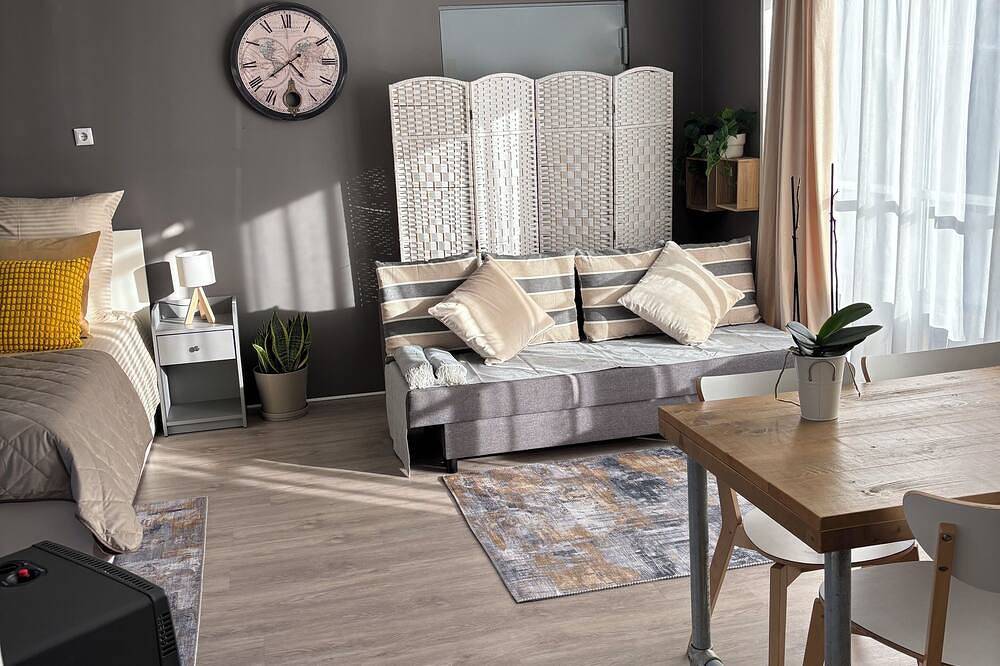 Authentic Travellers Suite in Meerbusch, Düsseldorf region