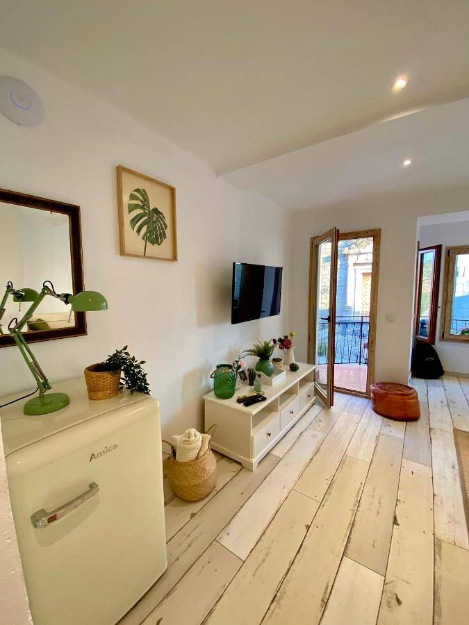 Apartamento para 6 personas, con vistas y balcón, Se admiten mascotas en Priorat