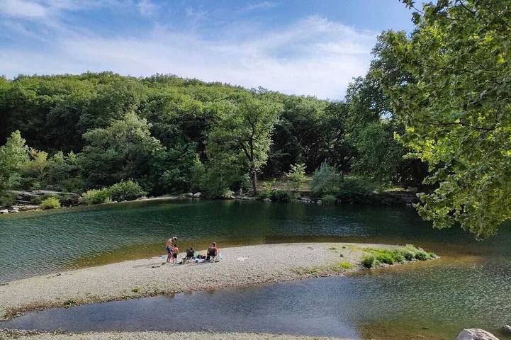 Location de vacances pour 6 personnes, avec Jardin à Laroque (Hérault)