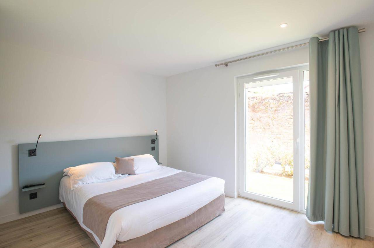 Appartement entier, Logis Les Cepages / Restaurant Le Raisin in Pont-de-Vaux, Région de Bourg-en-Bresse