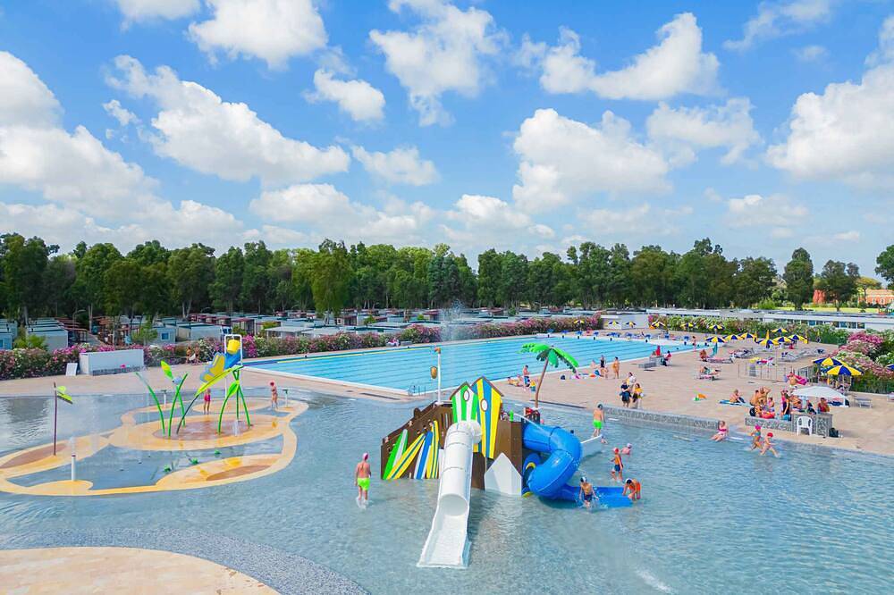 Casa mobile con piscina e ristorante in Roma, Provincia di Roma