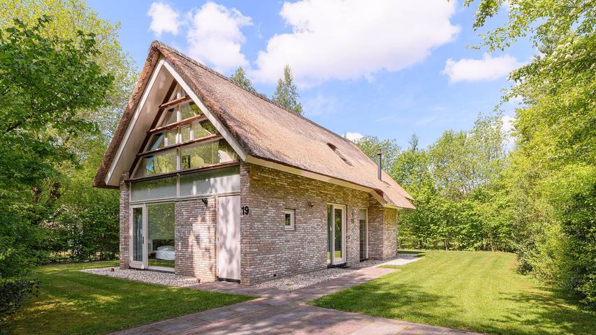 Vakantiehuis voor 6 personen, met terras en balkon/terras in Ruinen