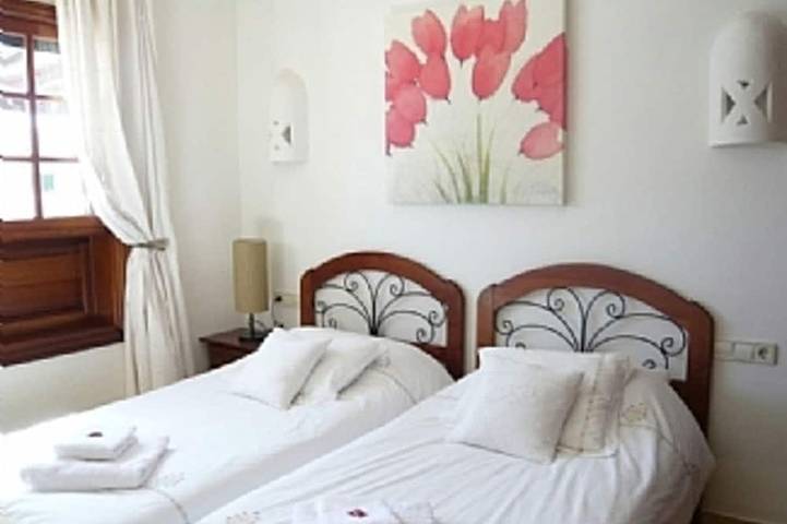 Villa With Private Electrically Heated Pool And Sea Views in Montaña Roja, Yaiza