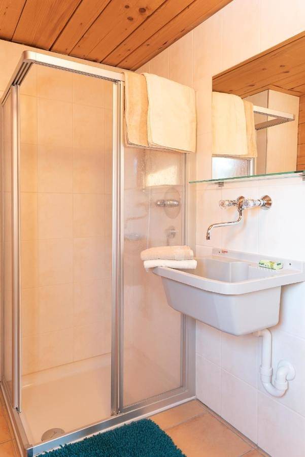 Ferienhaus für 8 Personen, mit Ausblick und Garten in Schwarzenberg - 3