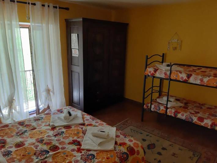 Gîte pour 2 personnes, avec vue et jardin, animaux acceptés à Macra - 2