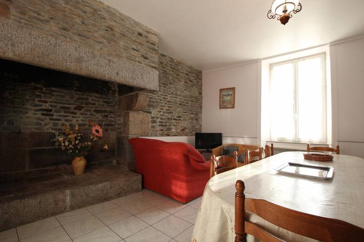 Charmantes Haustierfreundliches Apartment mit Garten & Balkon in Huisnes-sur-Mer, Mont-Saint-Michel-Bucht