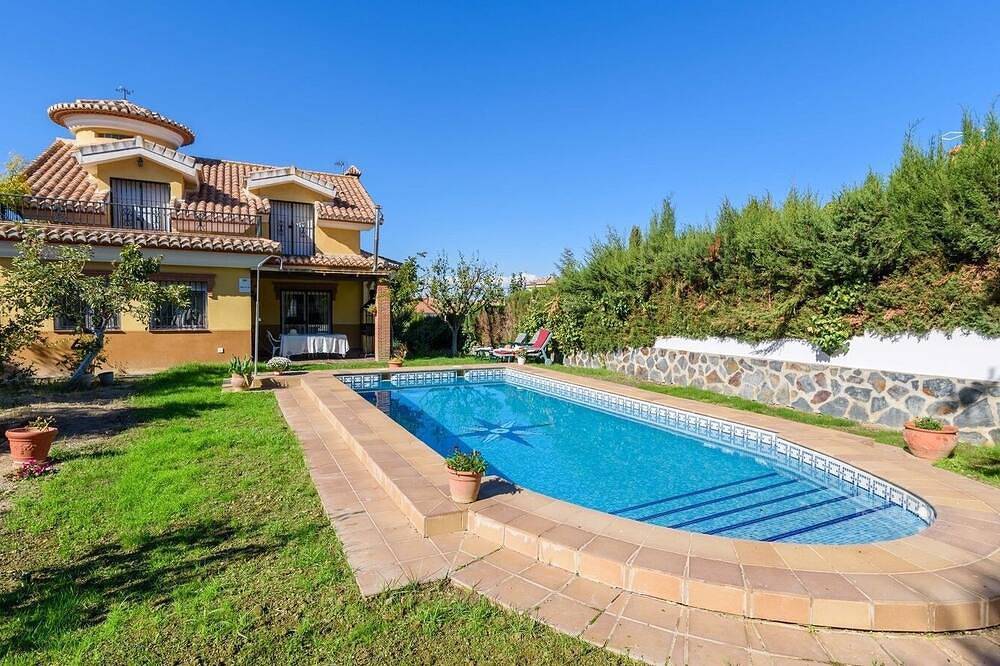 Casa Rural cerca de Granada Otura by Ruralidays in Villa de Otura, Granada Province
