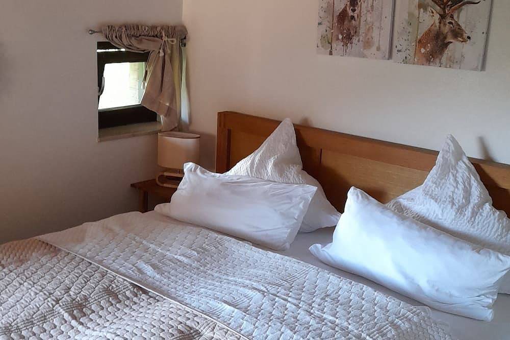Ganze Wohnung, Eifellodge - Landhausstil mit Blick ins Grüne für max. 4 Gäste in Roetgen, Naturpark Hohes Venn-Eifel