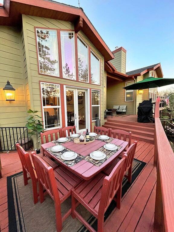 Lakefront cabin with private boat launch, with boat slip !! in Bass Lake