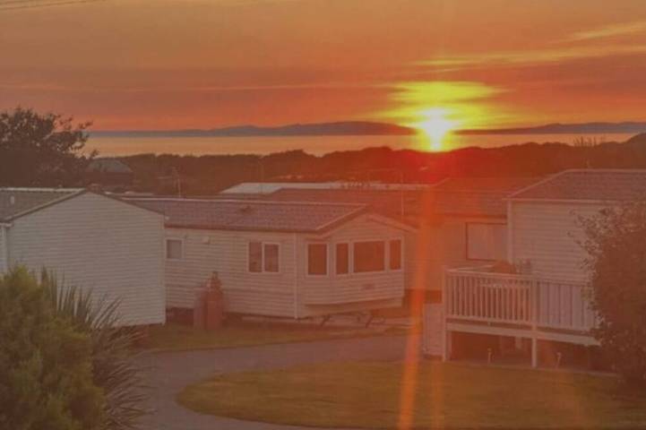 Holiday letting for 8 people, with pool in Morecambe