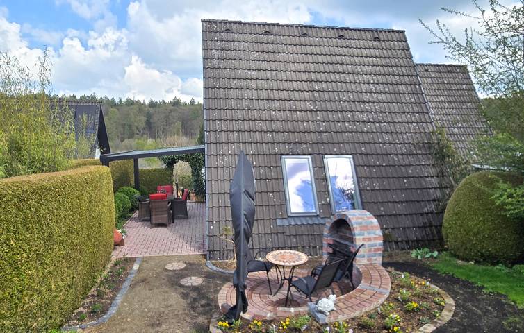 Ferienhaus für 3 Personen, mit Terrasse und Garten in Bad Wünnenberg - 2