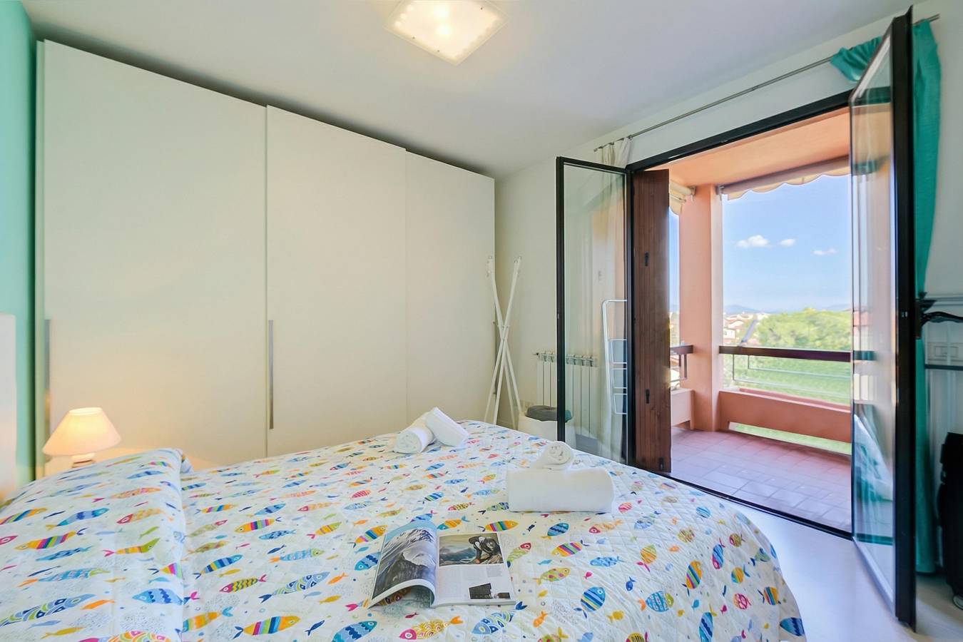 Appartamento intero, Green Tiffany Apartment: Pool, Tennis, Balcony in Rivoltella del Garda, Desenzano del Garda