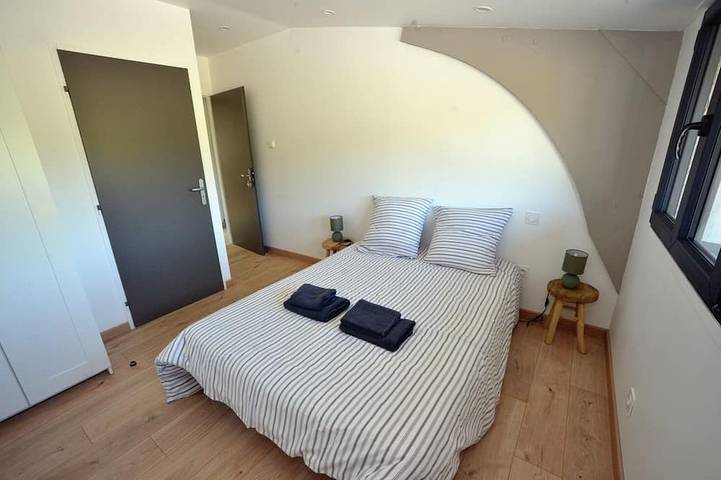 Location de vacances pour 14 personnes, avec jardin et jacuzzi à Lavars - 4