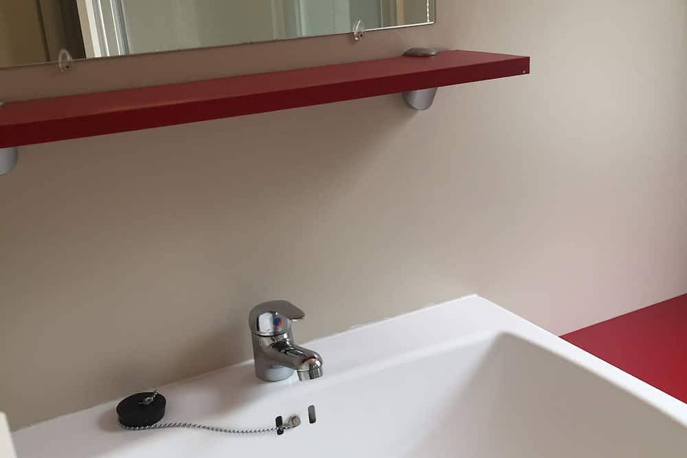 Cozy mobile home for 6 people with terrace / Domaine de Kerlann campsite **** South Brittany in Pont-Aven, Quimper region