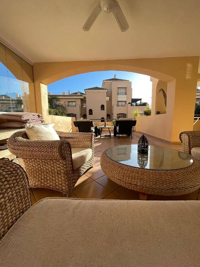 Vakantieappartement voor 4 personen, with zwembad and uitzicht as well as balkon in Elviria