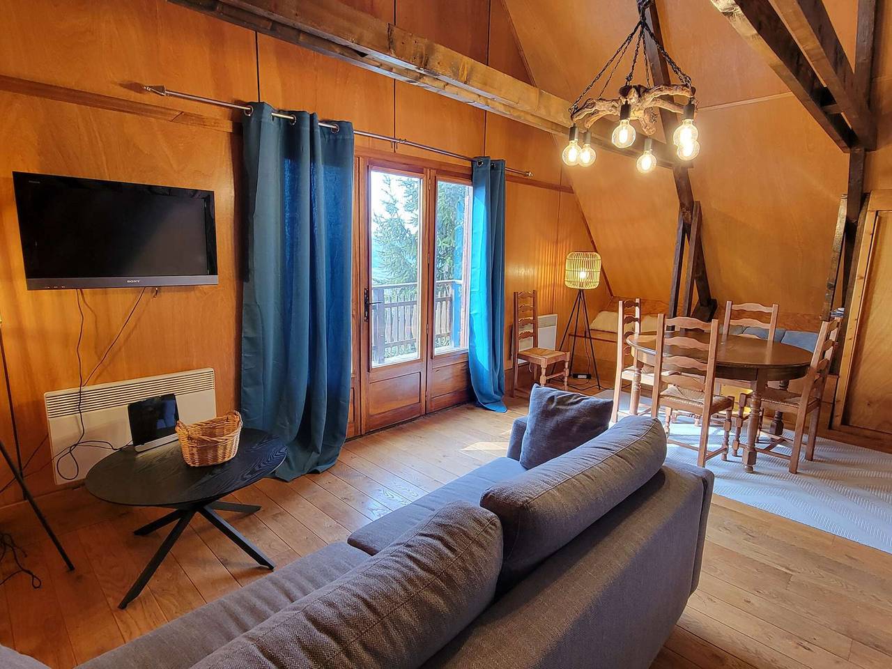 Chalet für 5 Personen, nahe Ski und Wandern, Südbalkon, Tv, Waschmaschine in Saint-Michel-de-Chaillol, Nationalpark Écrins