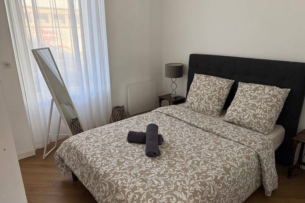 Entire apartment, L'Élégante – Close to the City Center in Saint-Brieuc, Côte de Goëlo