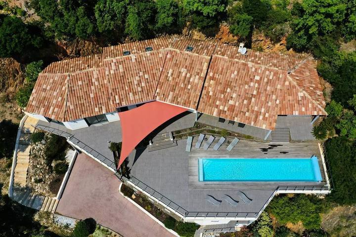 Villa pour 8 personnes, avec piscine et terrasse à La Londe-les-Maures - 4