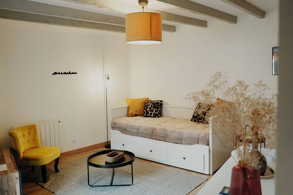 Cosy house in Volvic - Calm, nature & volcanoes in Volvic, Parque Natural Regional Volcans d'Auvergne