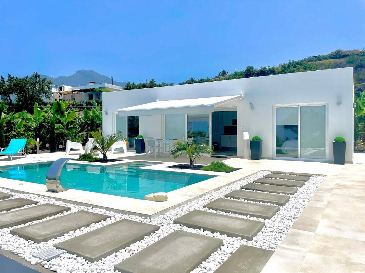 Two-Bedroom House in Tajuya, Los Llanos de Aridane