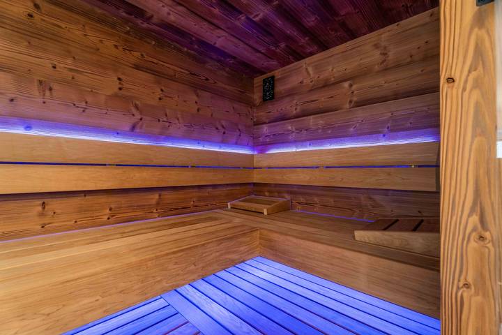 Ferienwohnung für 4 Personen, mit Balkon und Whirlpool sowie Terrasse und Garten in Leogang - 2