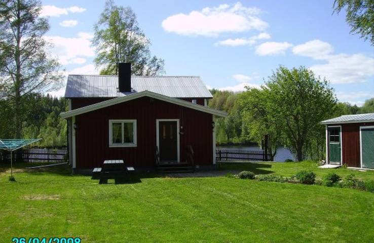 Ferienhaus für 6 Personen, mit Balkon und Terrasse sowie Garten und Sauna in Schweden - 4