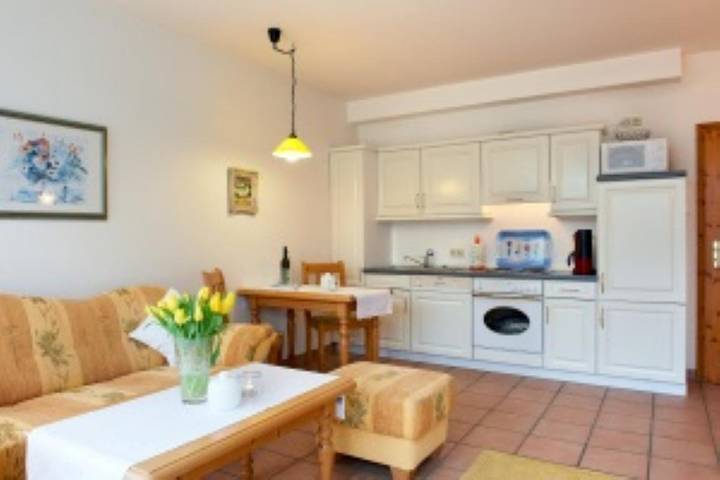 Ferienwohnung für 2 Personen, mit Balkon und Terrasse sowie Garten in Mosel-Saar - 2