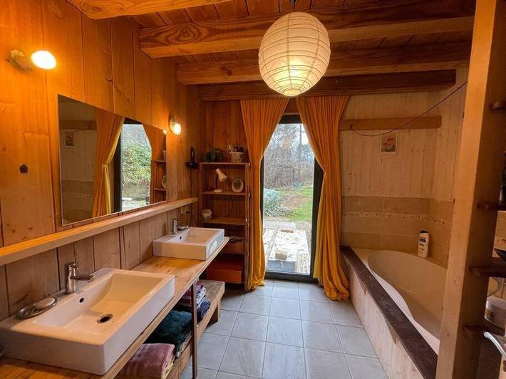 Gîte pour 10 personnes, avec piscine et jardin à Sergeac - 4