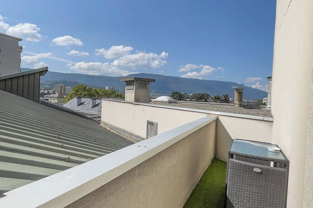 Appartement entier, Bright Cozy Apartment, Near Trainstation * Parking in Chambéry, Région de Chambéry