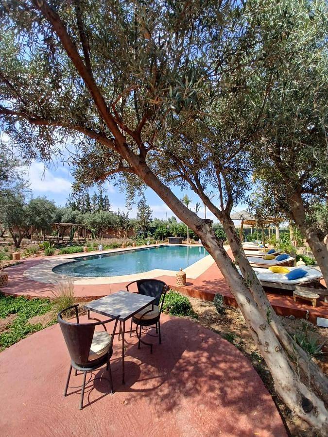 Casa de huéspuedes para 2 personas, con jardín y piscina en Marrakech