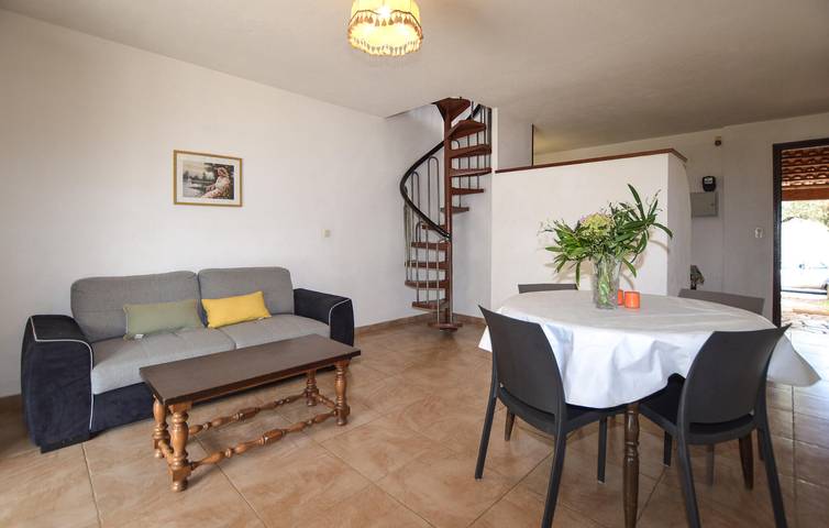 Location de vacances pour 5 personnes, avec piscine et terrasse à Sorbo-Ocagnano - 4