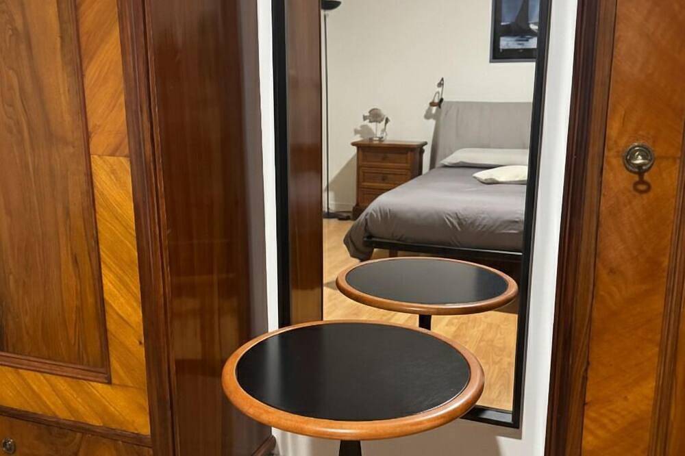 Apartamento entero, Close to downtown Apartment for couples, families and business trips in Trieste, Carso