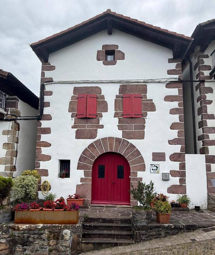 Casa rural para 10 personas, con vistas y jardín, Se admiten mascotas en Navarra - 3