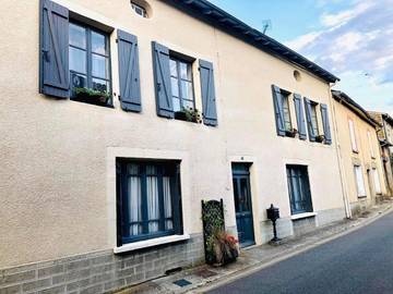 Cottage pour 2 personnes, avec jardin et vue à Rancon