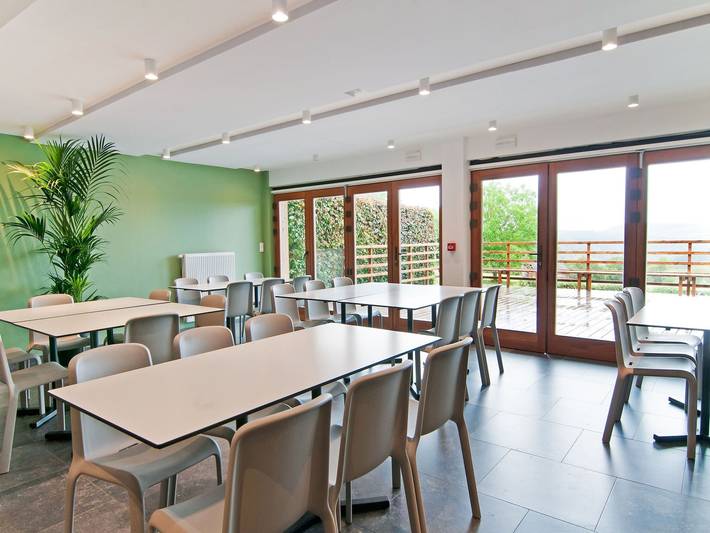 Location de vacances pour 60 personnes, avec jardin à Jalhay - 3