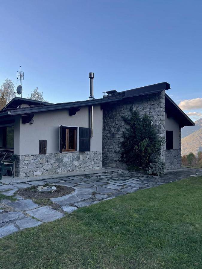 Gîte pour 8 personnes, avec Terrasse et Jardin