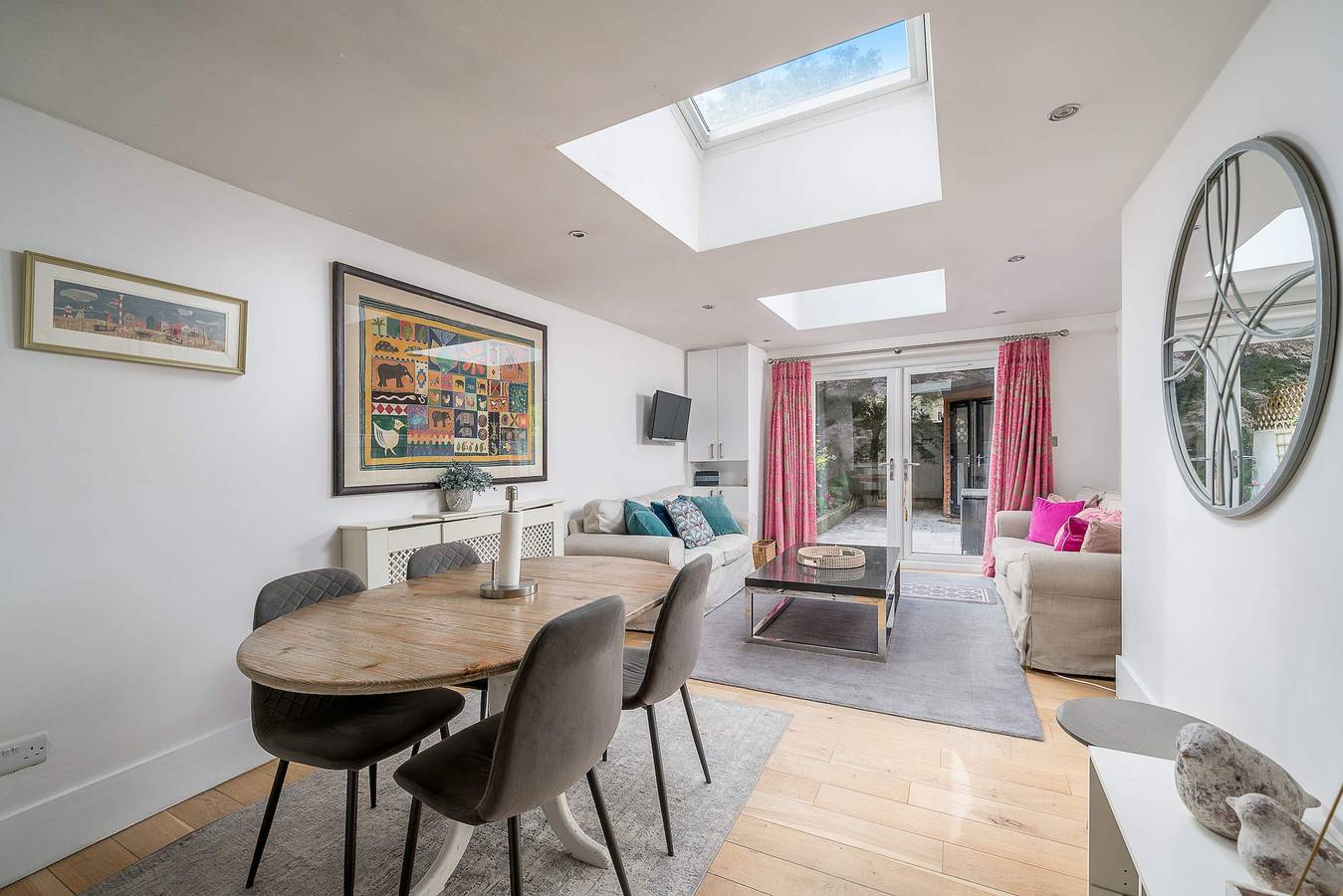 Apartment for 4 People in Wandsworth, London