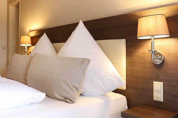 Ferienwohnung für 2 Personen, mit Sauna und Garten in Bad Herrenalb - 2