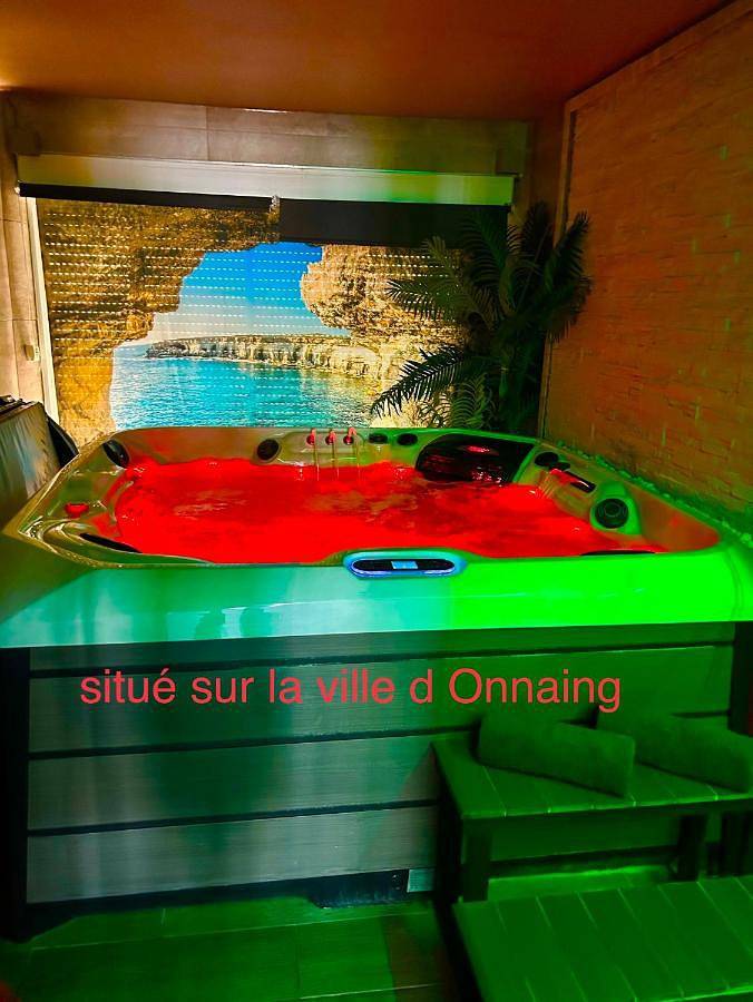 Gîte pour 2 personnes, avec jacuzzi et terrasse à Valenciennes - 3